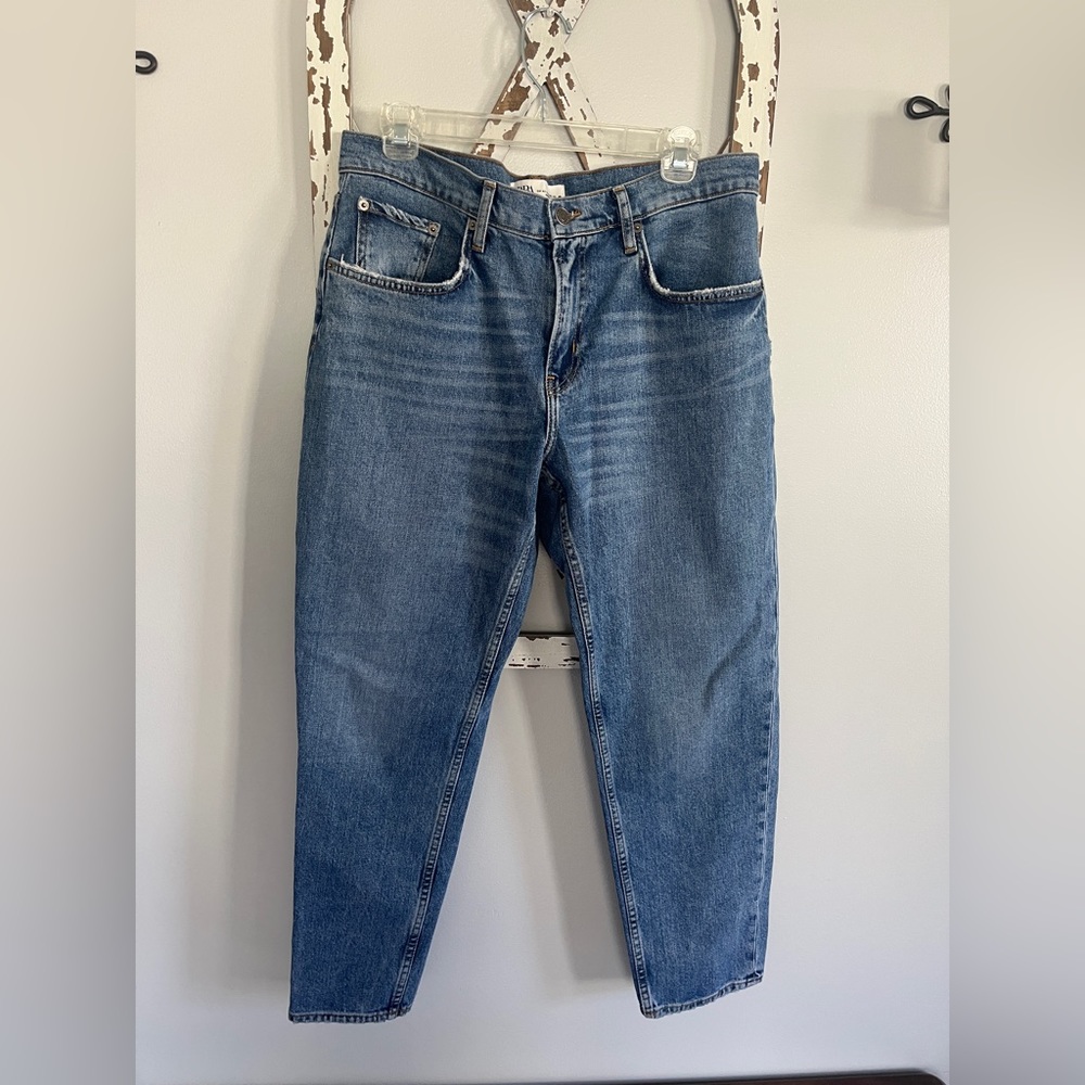 Woman’s ZARA‎ Jeans Straight Leg Size 10 EUC